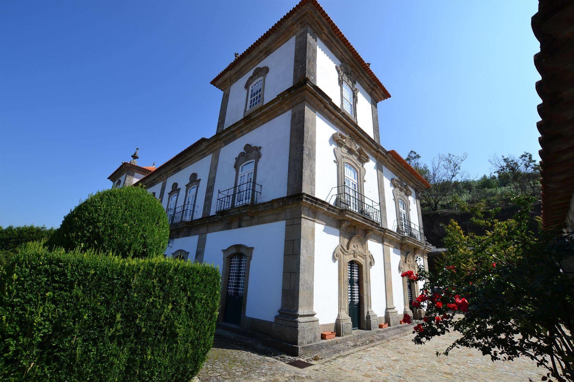 Casa Das Torres Da Facha Ponte de Lima Luaran gambar